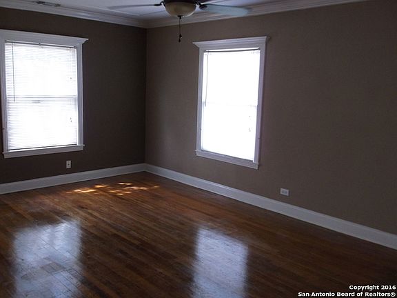 5th image of 2516 Texas Ave