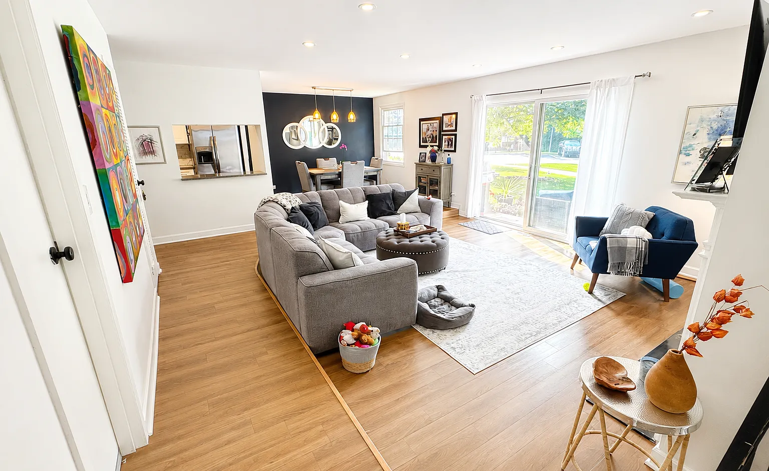 2 bed, 1204 sqft, $3,200 — Photo 3