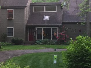 31 Indian Creek Dr, Rudolph, OH 43462