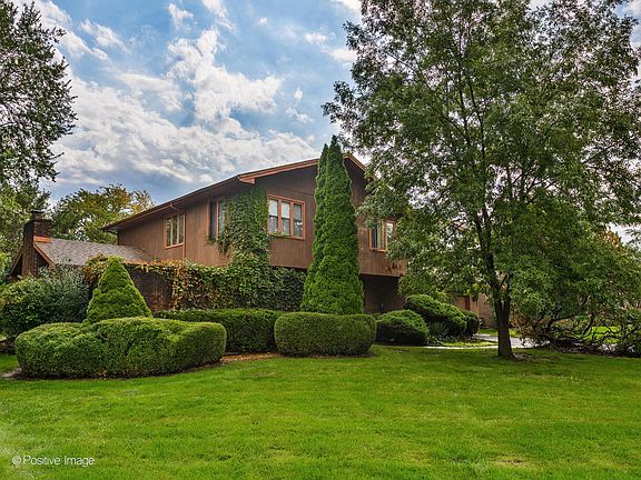 2nd image of 20735 London Dr