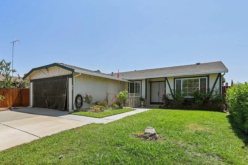 5 Salt Ct photo 1