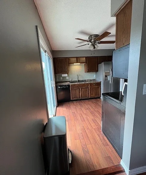 5915 N Linwood Ave — Photo 5