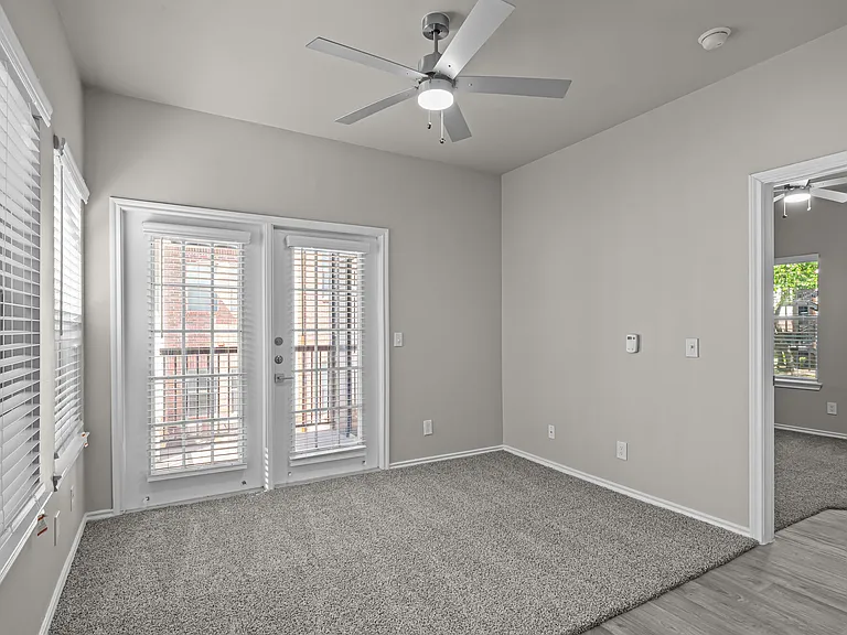 Larkin Apartment Homes — Photo 16