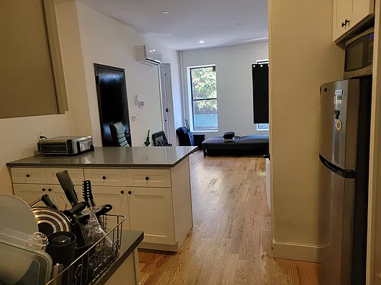 Rented by New Group Realty, Inc. | media 49