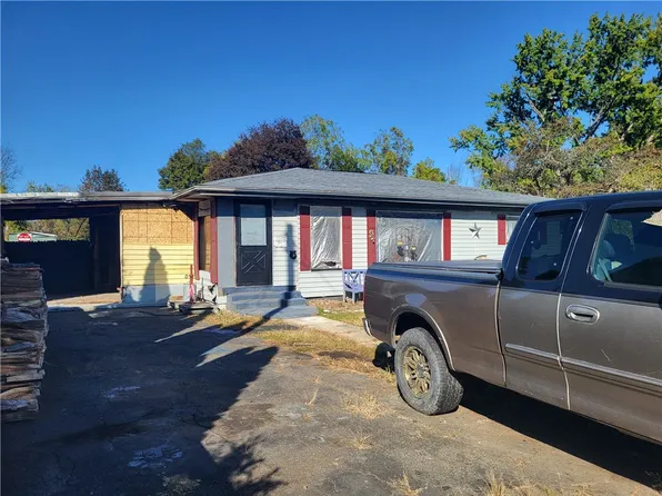 2609 King Cir #43, Corning, NY 14830