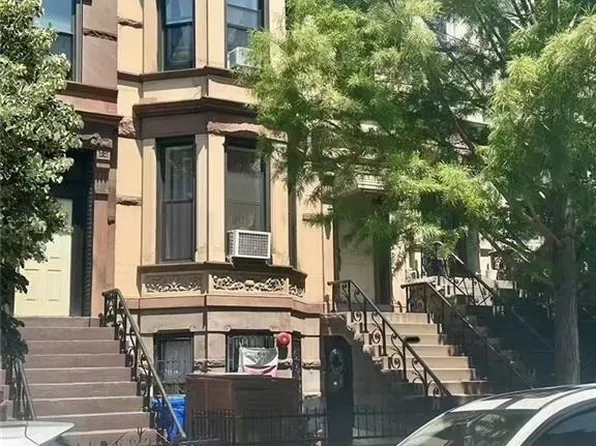 461 45th St, Brooklyn, NY 11220