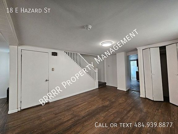 5th image of 18 E Hazard St