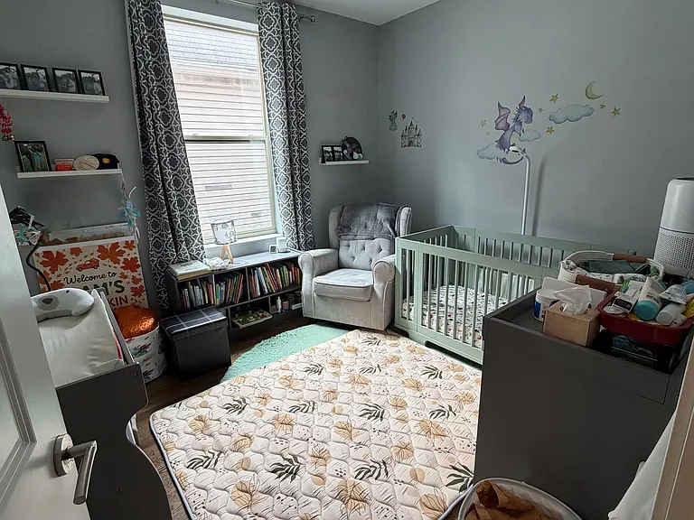 1643 N Rockwell St #2 — Photo 7
