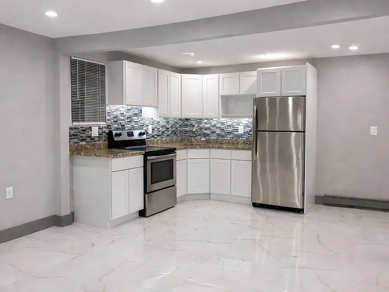 A400 Washington St #D6 — Photo 1