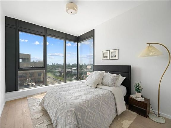 5th image of 2286 Cropsey Ave #19C