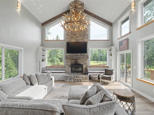 28012 Meadow Creek Rd, Bigfork, MT 59911