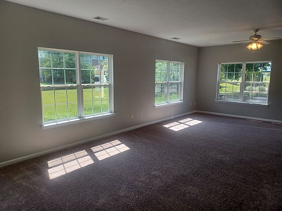 5th image of 4235 Washington Blvd #1
