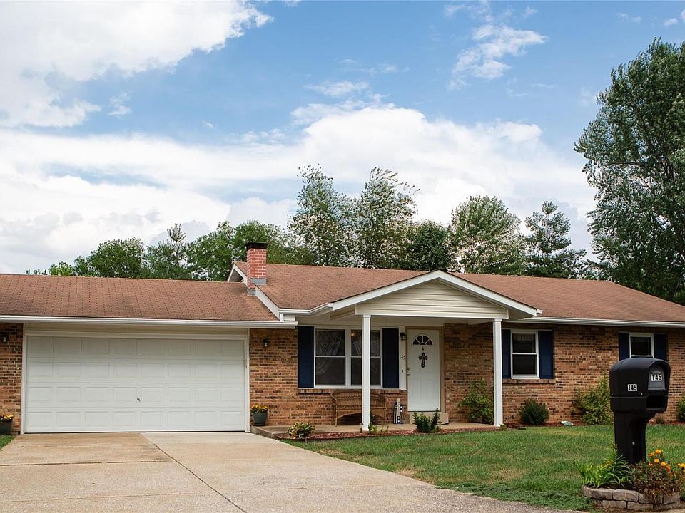 This is a wonderful home, that is updated throughout!  It sits on a nice level lot, just before the cul-de-sac.