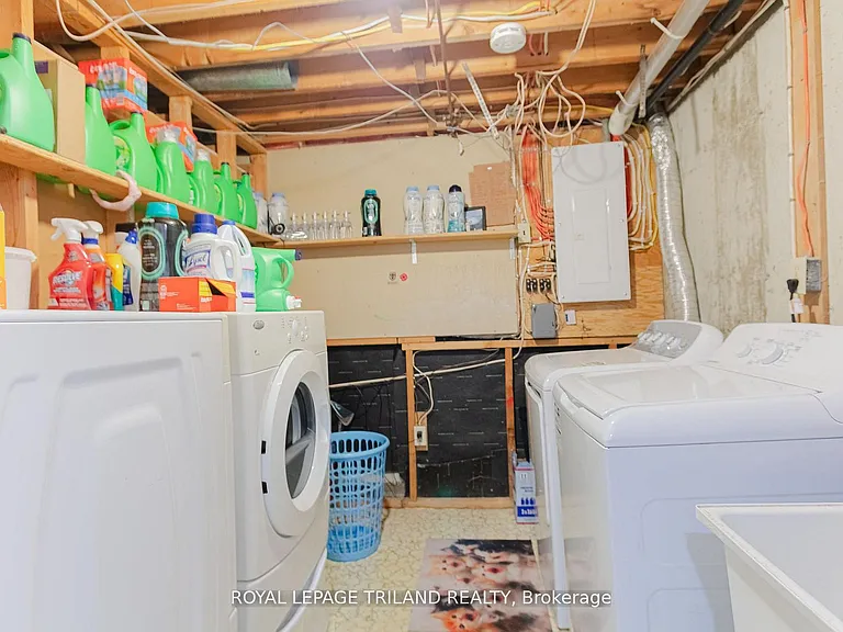 60 Fiddlers Green Rd #36 — Photo 11