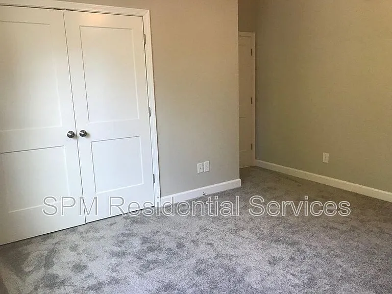 186 Lincoln Place Cir — Photo 6