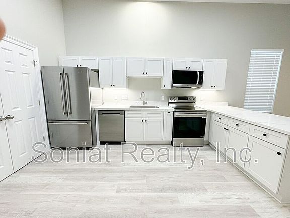 4th image of 2608 Bienville St #2B