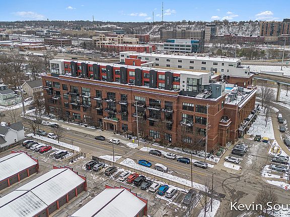 5th image of 600 Broadway Ave NW APT 430