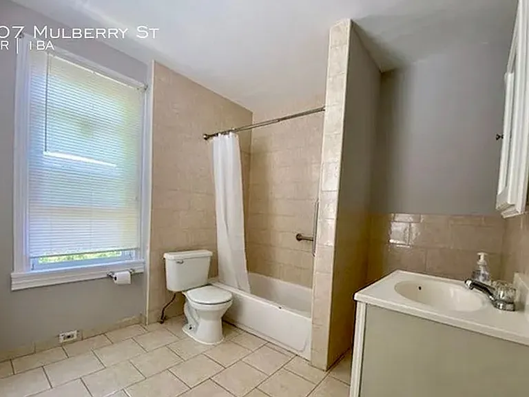107 Mulberry St — Photo 7
