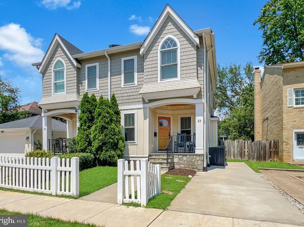 23 W Chapman St