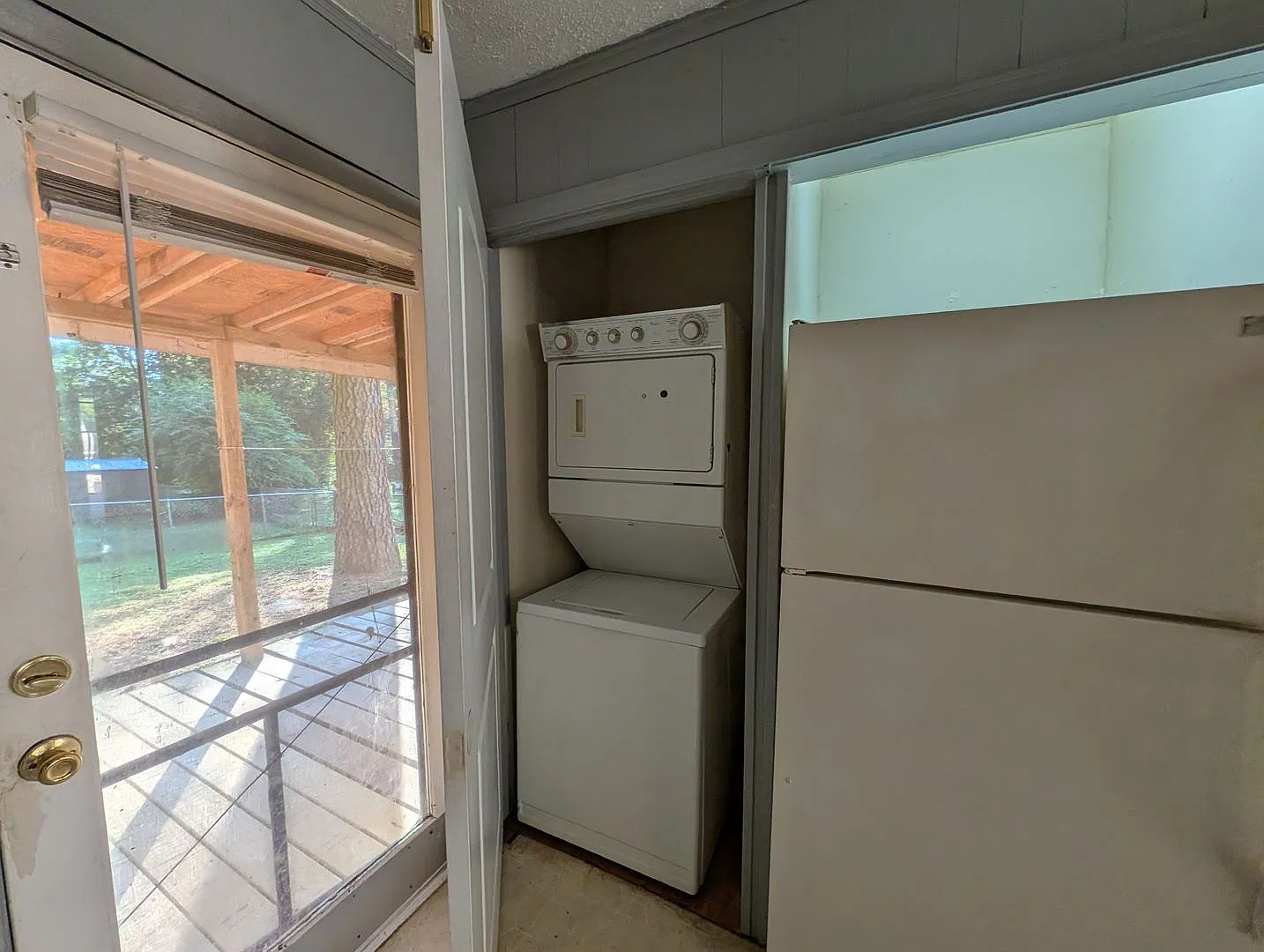 One Bedroom One Bath in the Country — Photo 4