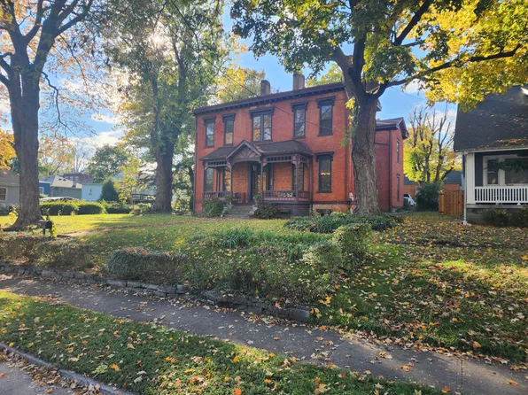 1533 Garrard St, Covington, KY 41011