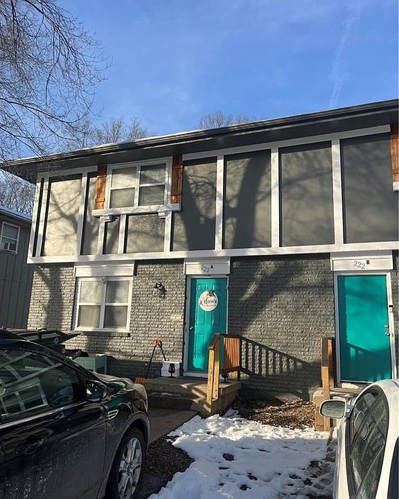 1st image of 222 N Oak Dr