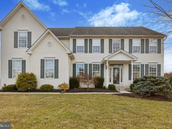 65 Bradford Dr, Schwenksville, PA 19473