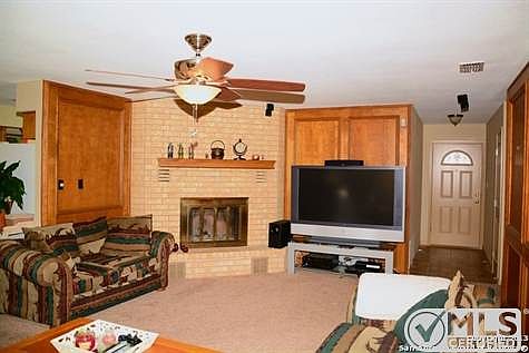 5th image of 1318 Oleander Dr