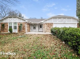 1017 Hickory Cir, Mansfield, TX 76063