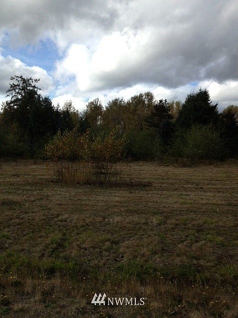1st image of 2524 122nd Avenue E