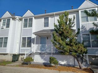 123 N Rhode Island Ave, Atlantic City, NJ 08401