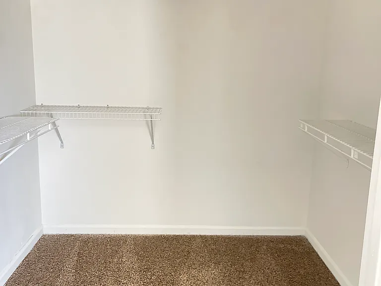 3660 Walden Dr — Photo 19