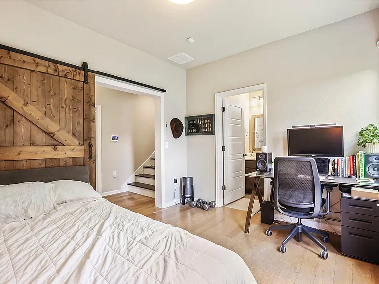 1416 Waterloo Shore Ln #3 — Photo 13