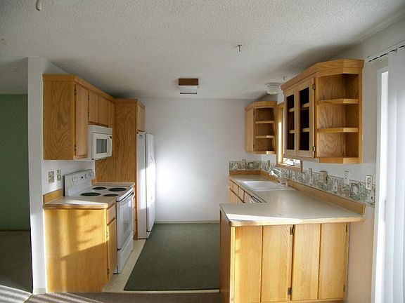 2nd image of 12313 114th Ave E