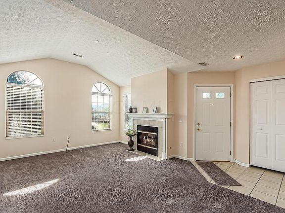2nd image of 6010 Landings Pond Pl