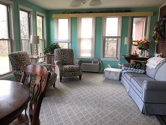4th image of 95 Mockingbird Ln