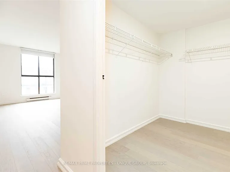 80 Front St E #715 — Photo 17