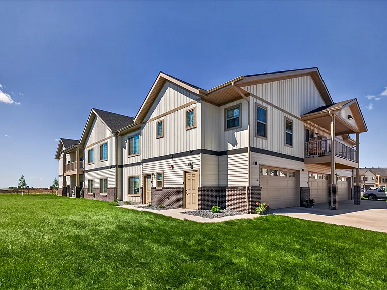 Autumn Townhomes — Photo 17