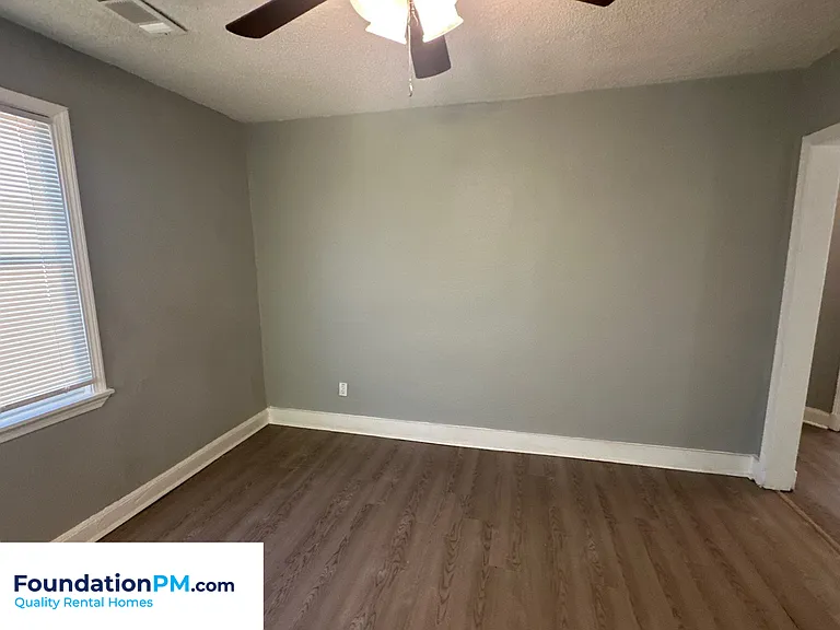 750 Lipford St — Photo 5