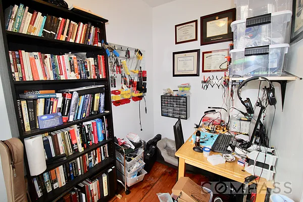 Rented by Compass | media 9