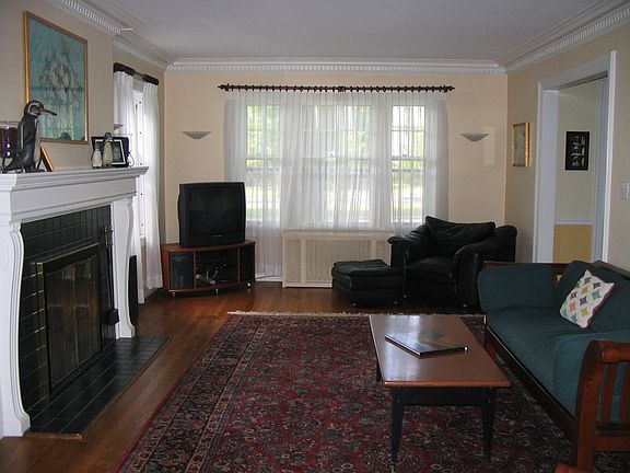 Lovely formal Living Room
