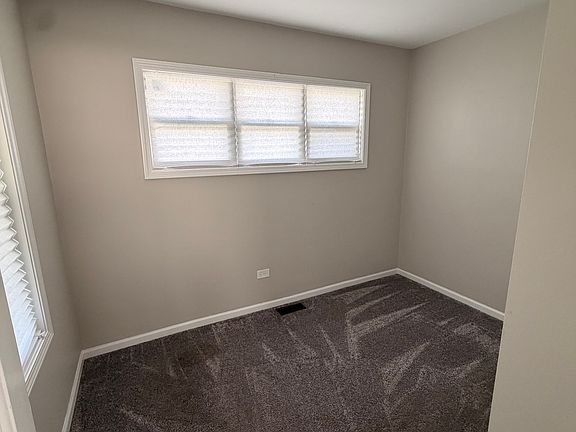 3rd image of 1516 Brookside Ave