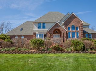 2740 W Waters Rd, Ann Arbor, MI 48103