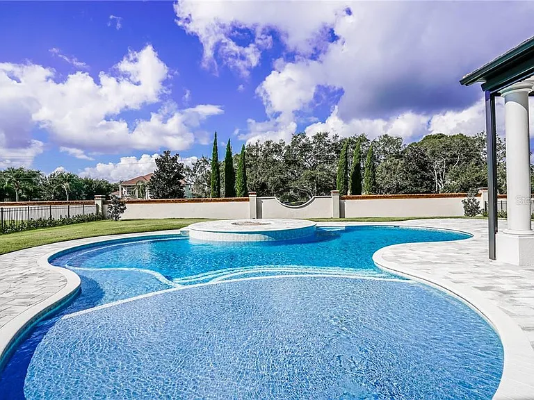 3999 Isabella Cir — Photo 41