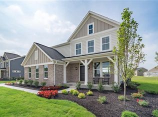 1365 Graham Ct, Greenfield, IN 46140