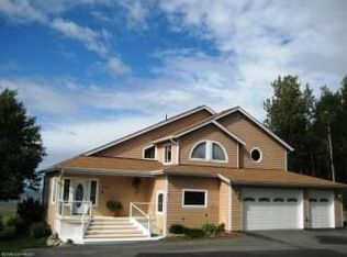 2954 Crows Nest Cir, Anchorage, AK 99515