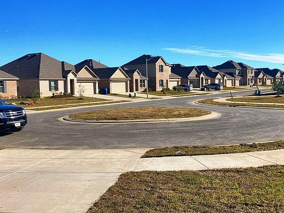 4th image of 129 Nova Lake Dr