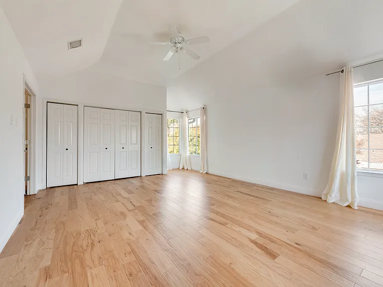 2049 Cannes Dr — Photo 12