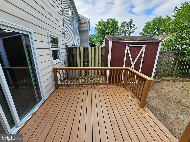509 Beebe Ct — Photo 27