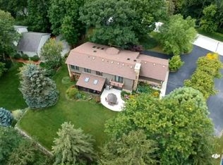 1550 Constitution Dr, Brookfield, WI 53045